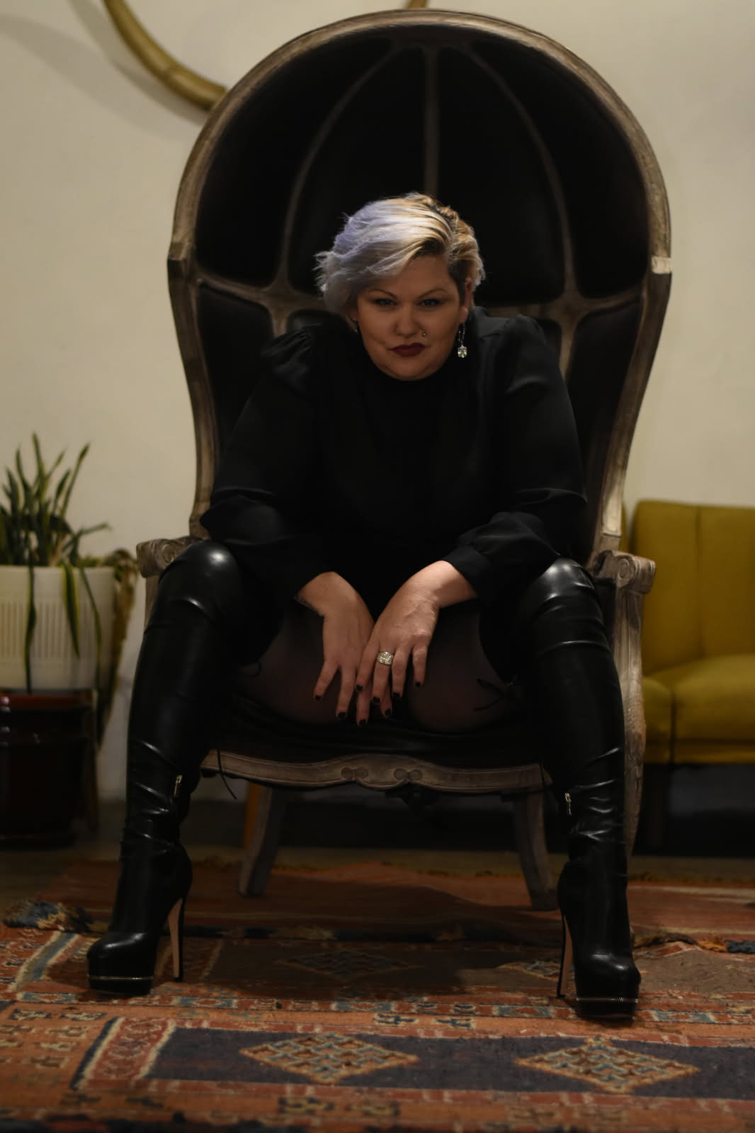 Madame Rose photo